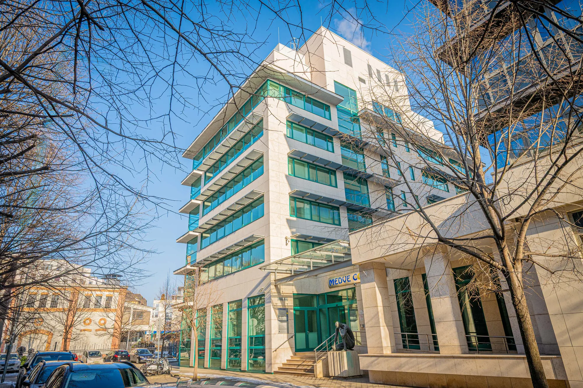 Medve Corner kortárs épületszárny